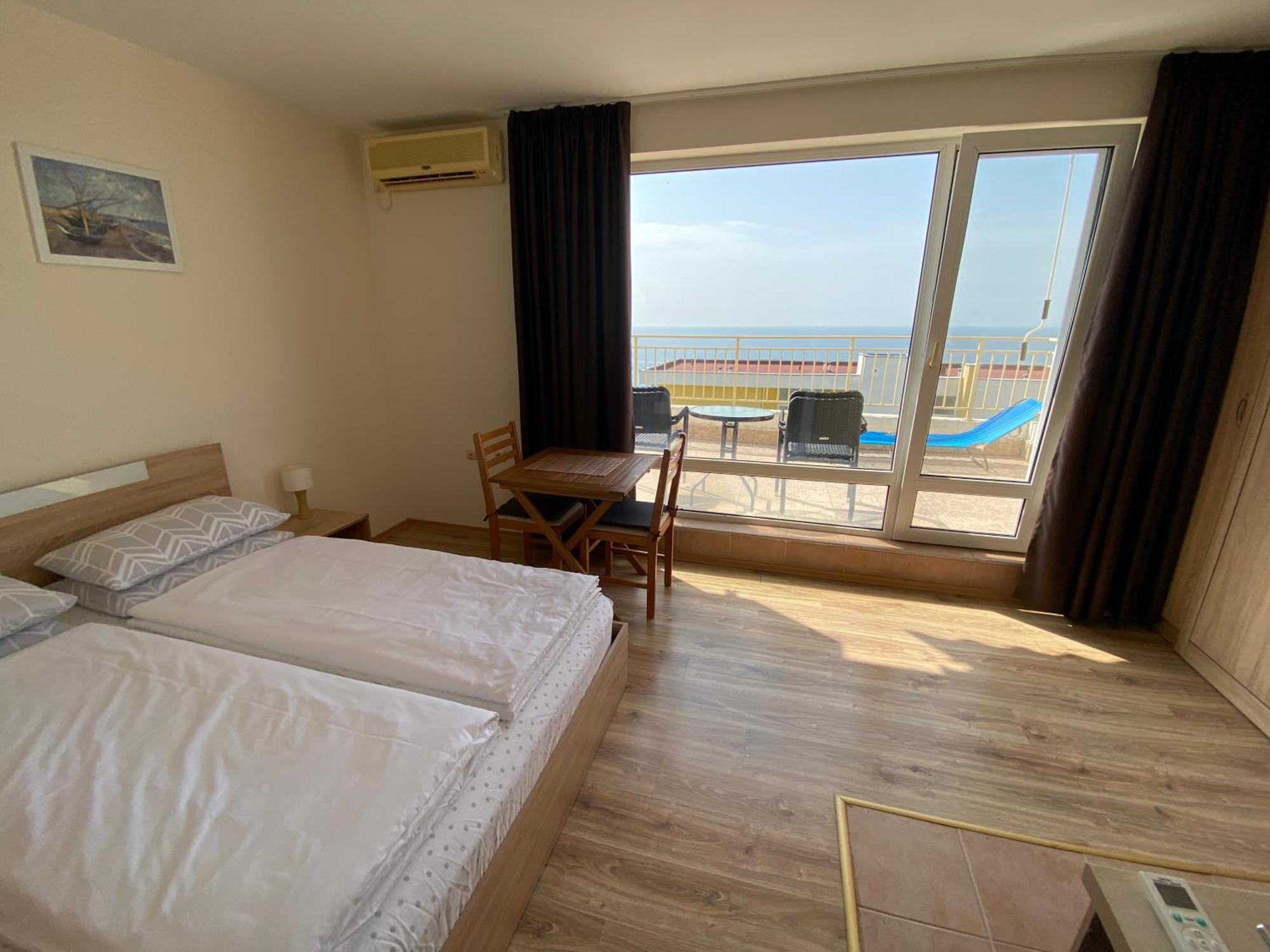 Sea View Panoramic Apartments, Fort Noks Crown Club سفيتي فلاس الغرفة الصورة